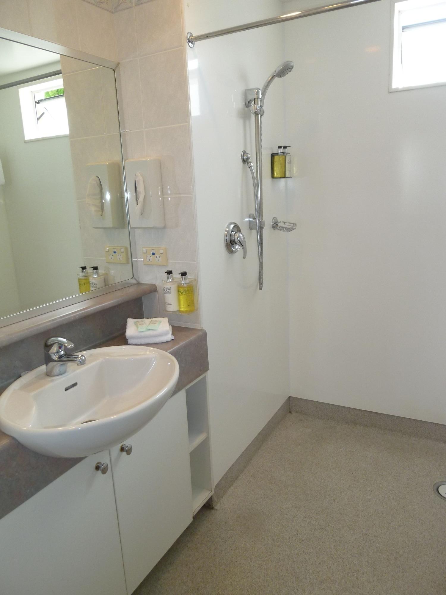 Baywatch Motor Inn Mount Maunganui Bagian luar foto