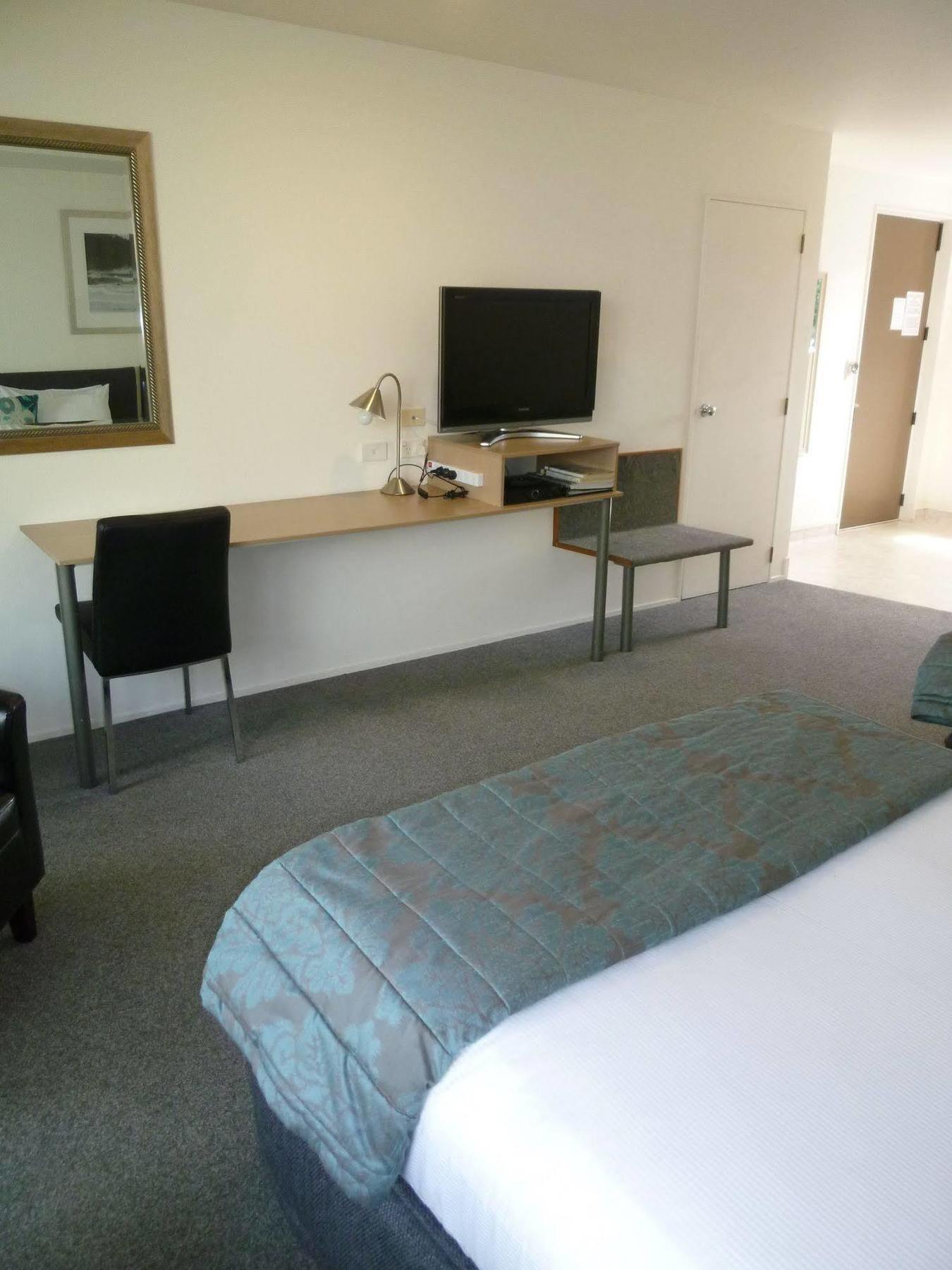 Baywatch Motor Inn Mount Maunganui Bagian luar foto