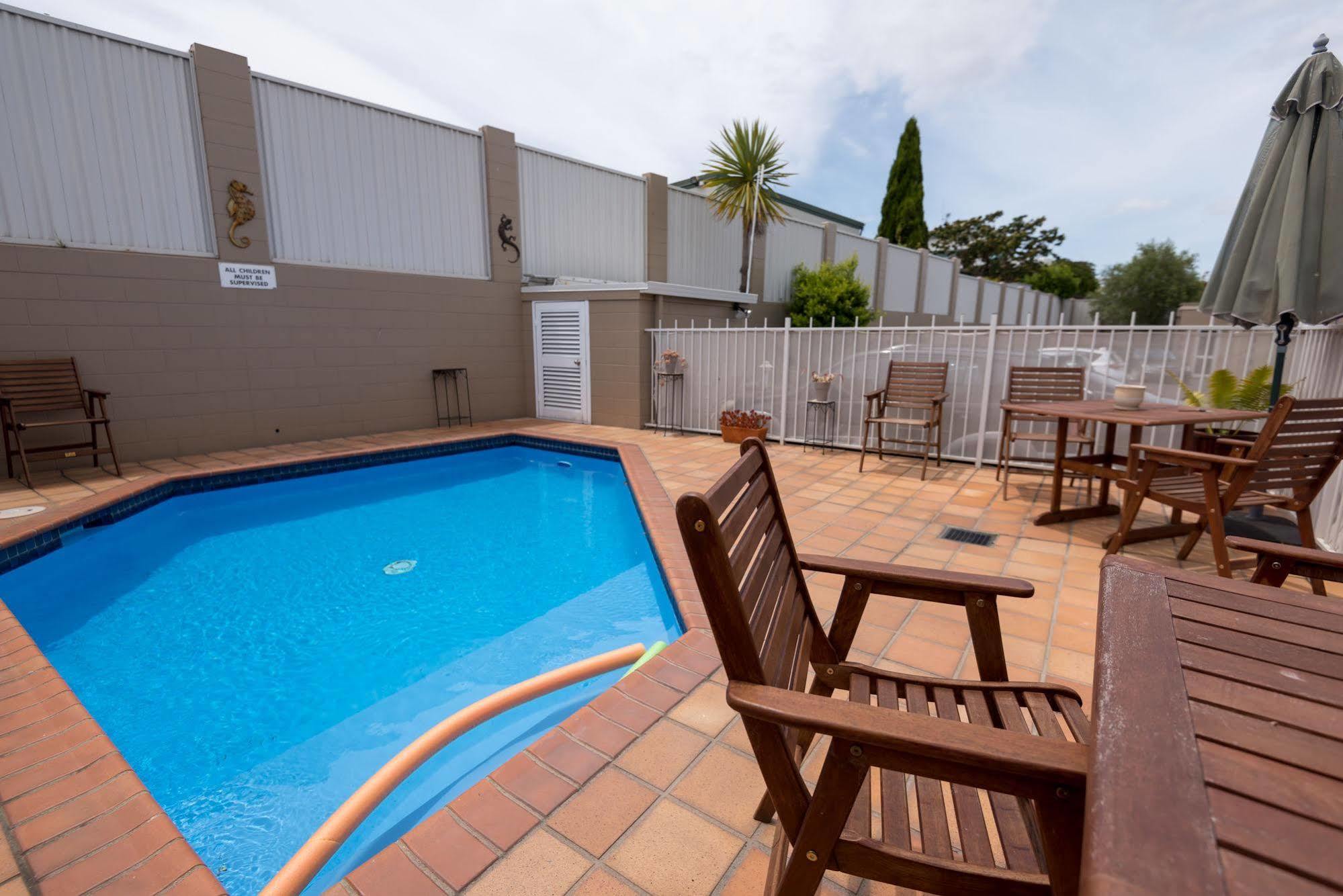 Baywatch Motor Inn Mount Maunganui Bagian luar foto